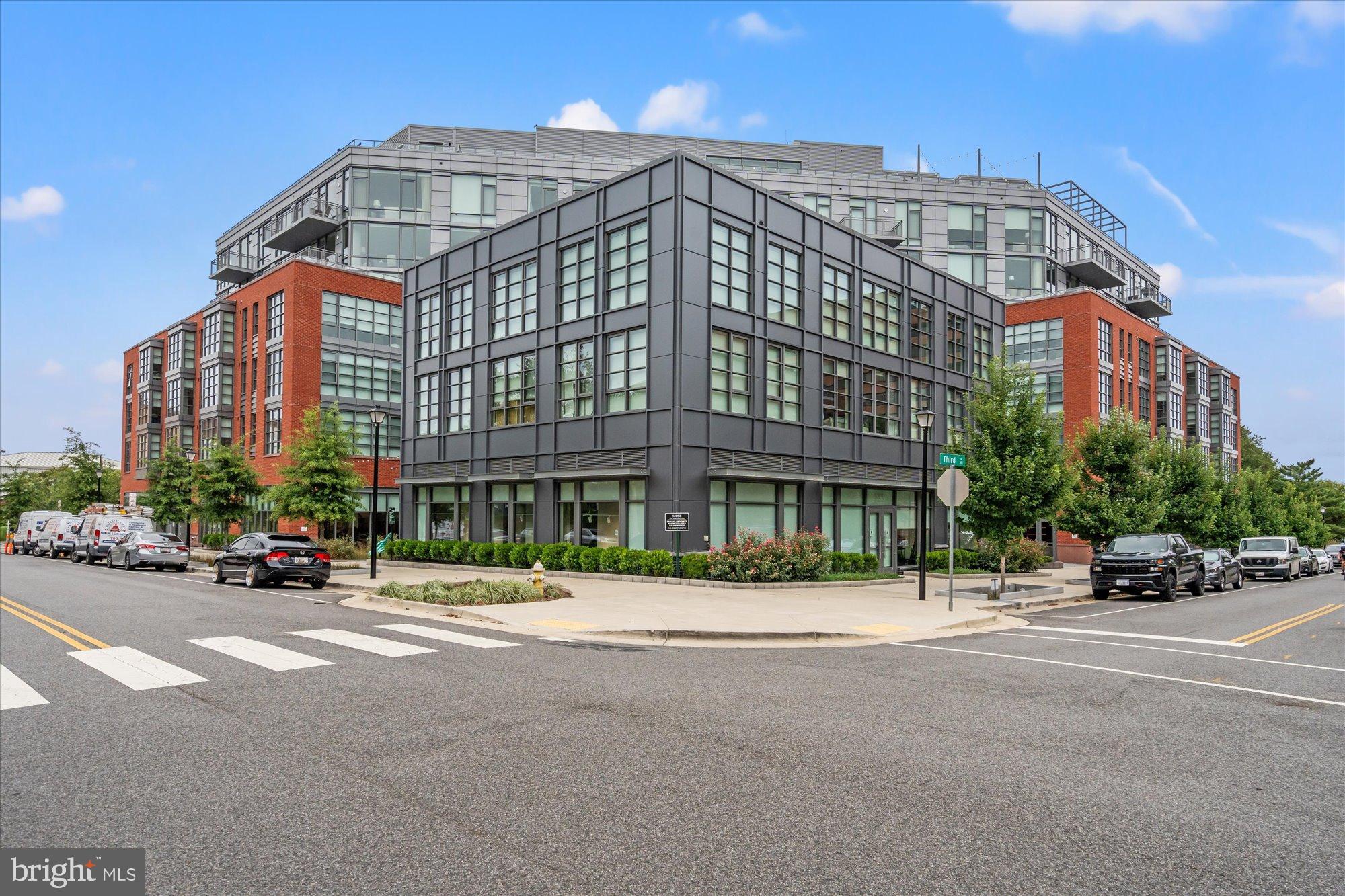 1201 N ROYAL STREET 214