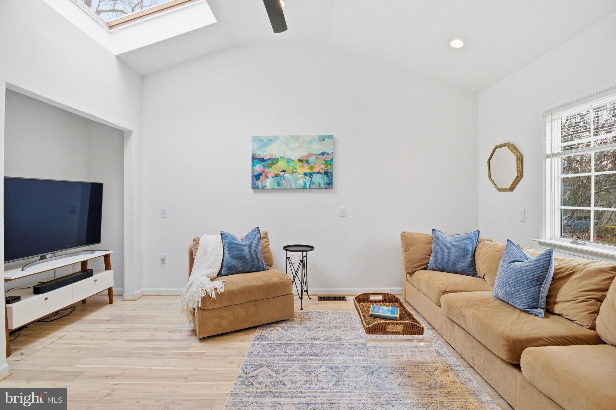 404 TENNESSEE AVENUE