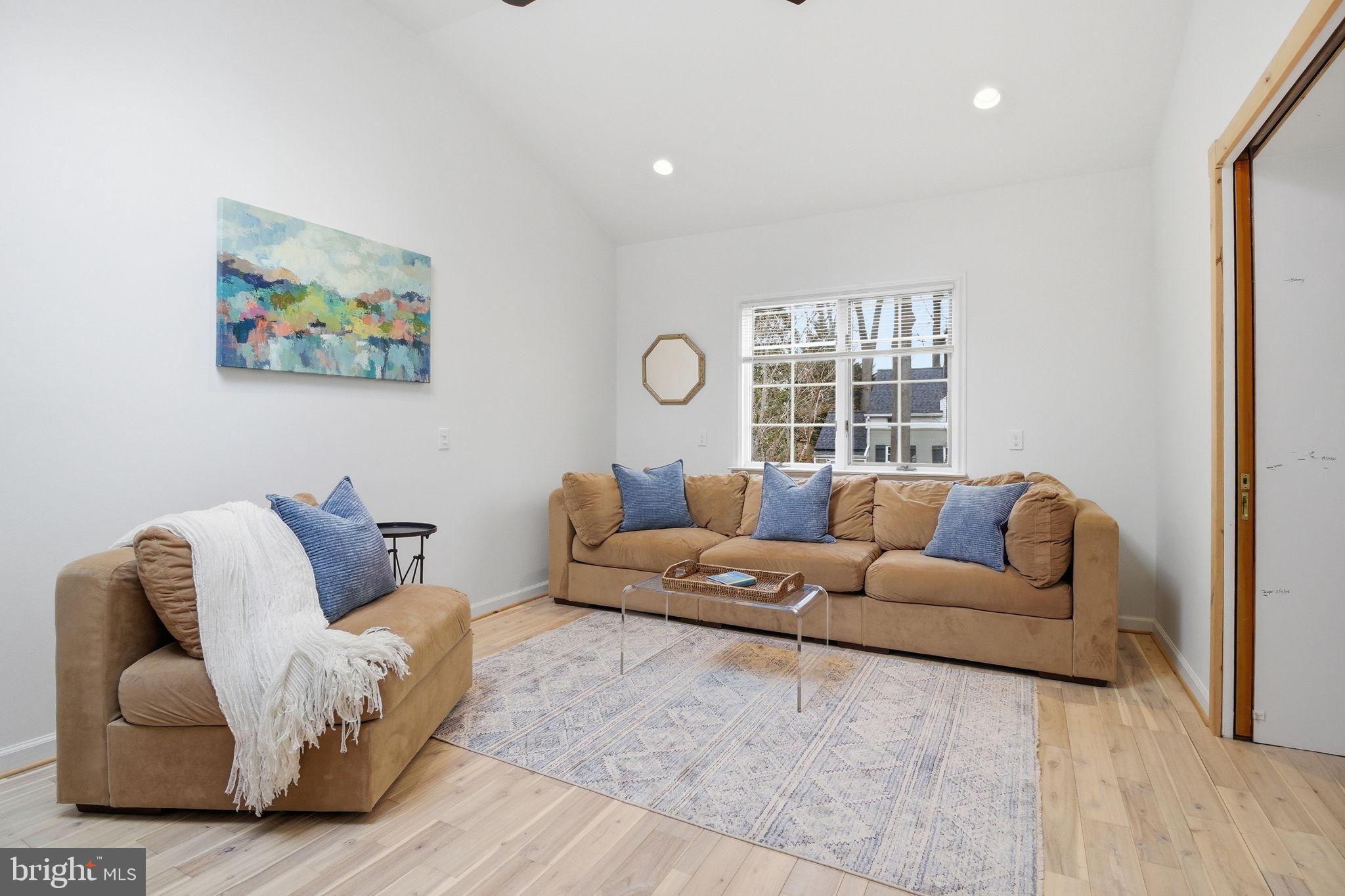 404 TENNESSEE AVENUE