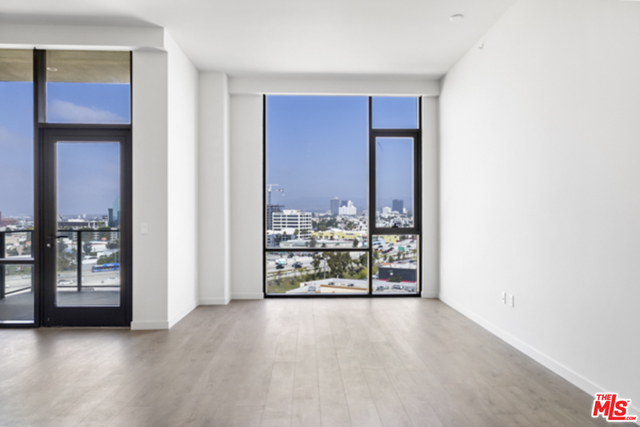 2435 S Sepulveda BLVD Unit: PH 218