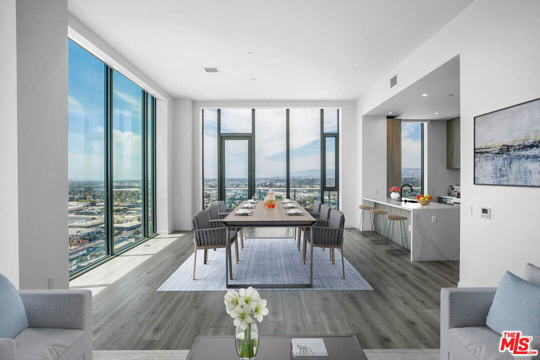 3311 S La Cienega Blvd Unit: PH 6