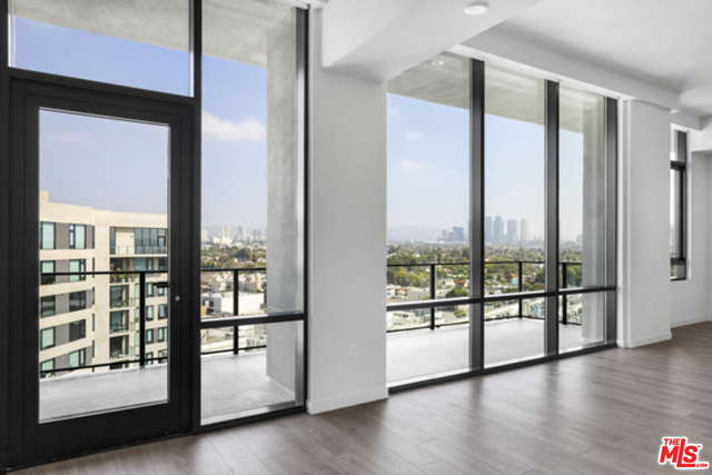 2435 S Sepulveda BLVD Unit: PH 219
