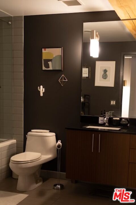 530 S Hewitt St Unit: 226