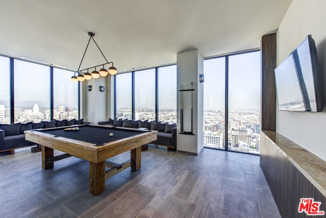 801 S OLIVE ST Unit: PH 3
