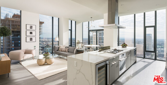 801 S OLIVE ST Unit: PH 3