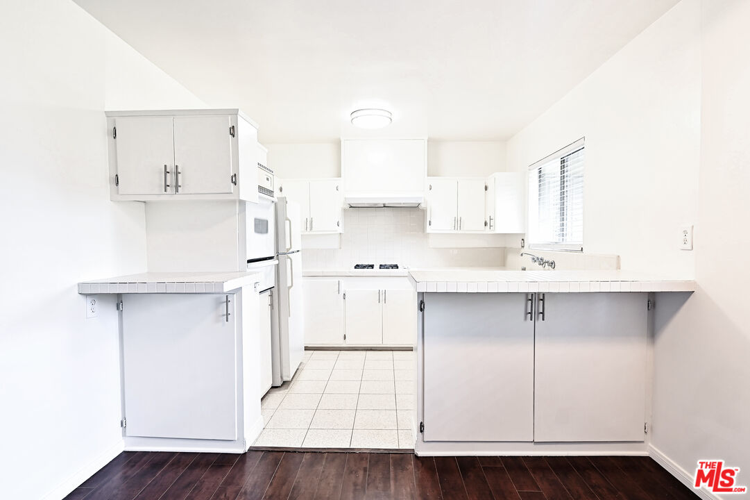 1868 10th St Unit: 5