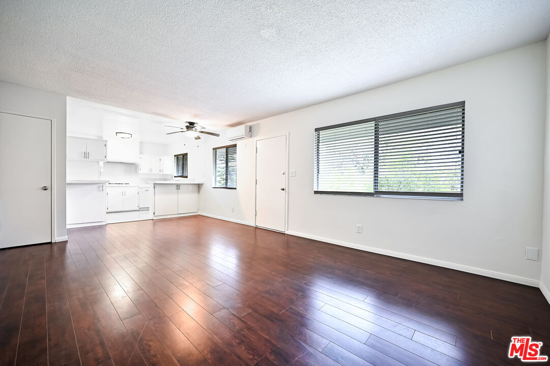 1868 10th St Unit: 5