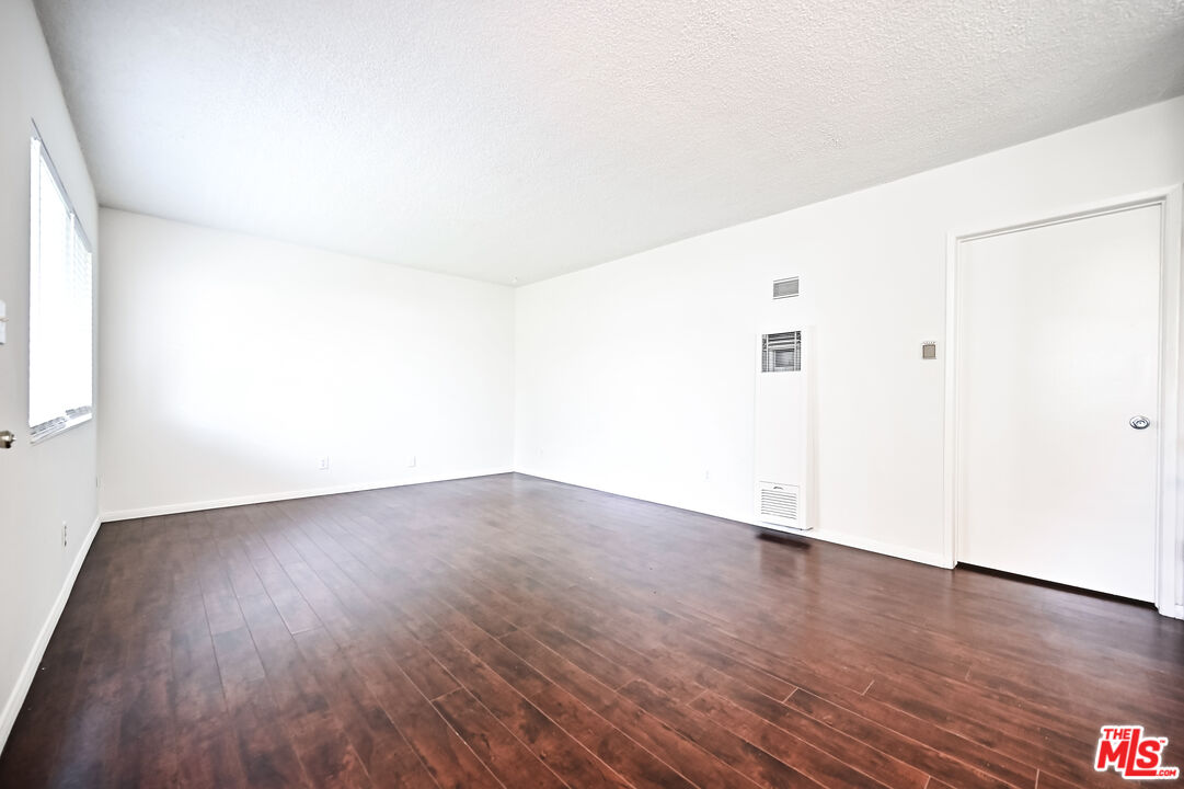 1868 10th St Unit: 5