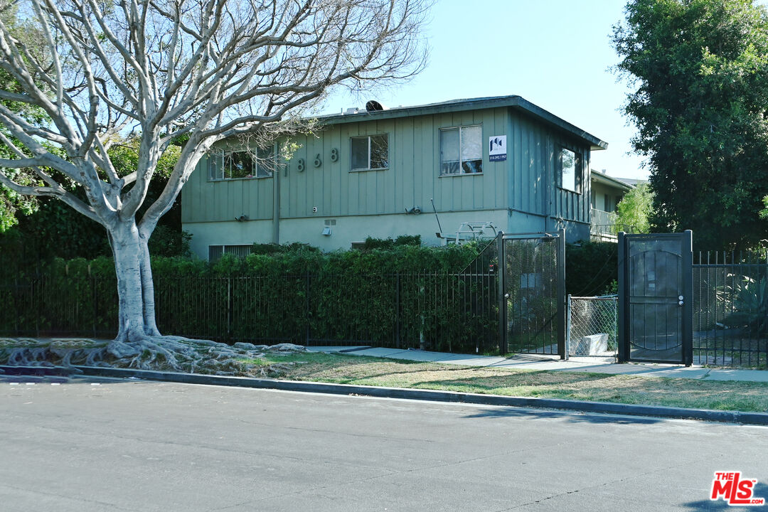 1868 10th St Unit: 5