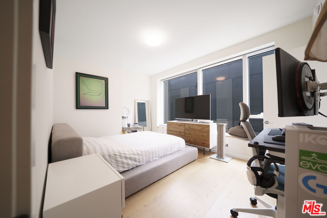 889 Francisco St Unit: 709