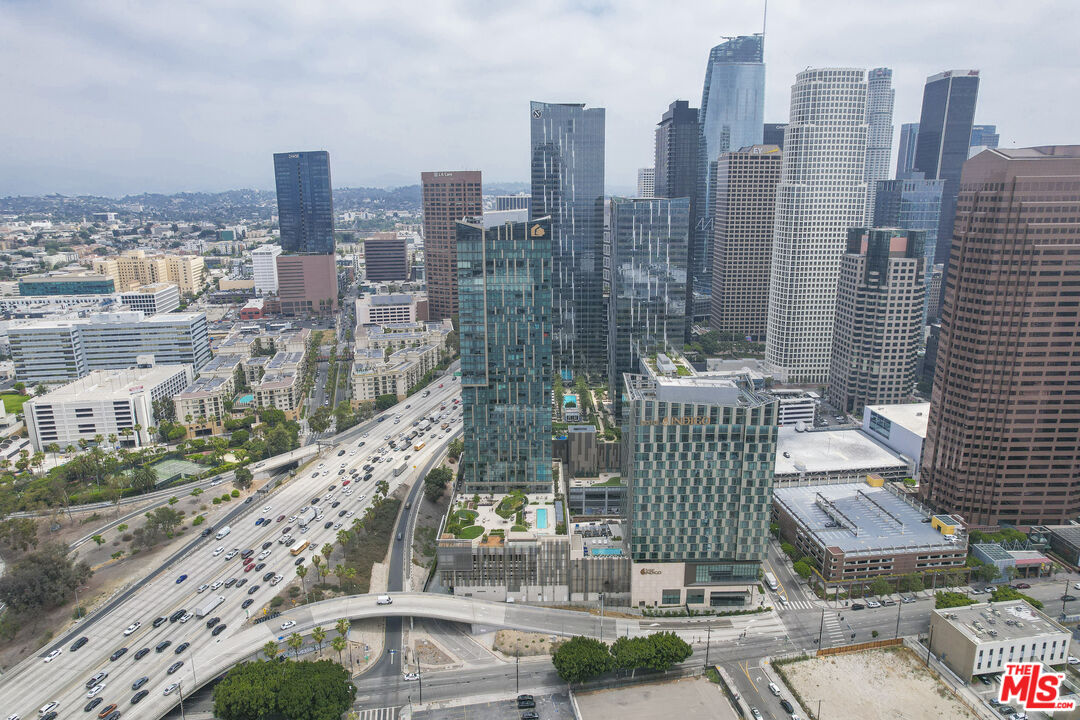 889 Francisco St Unit: 709