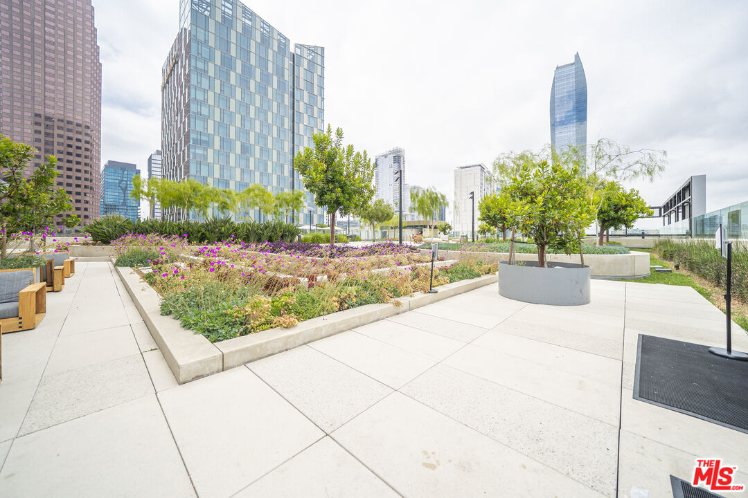 889 Francisco St Unit: 709
