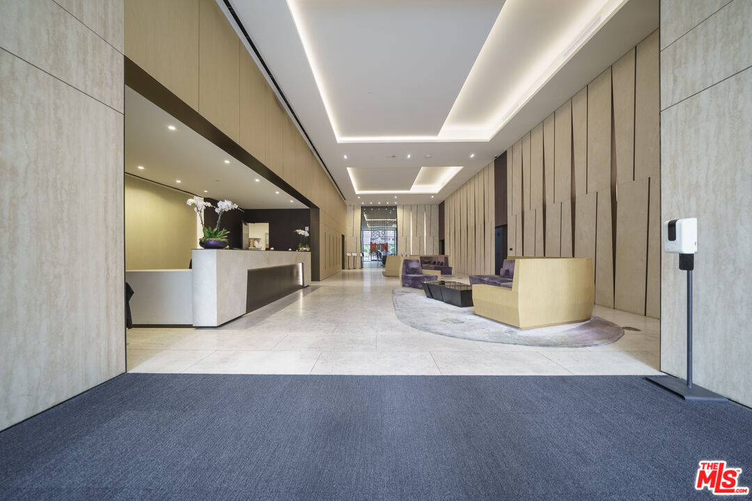 889 Francisco St Unit: 709