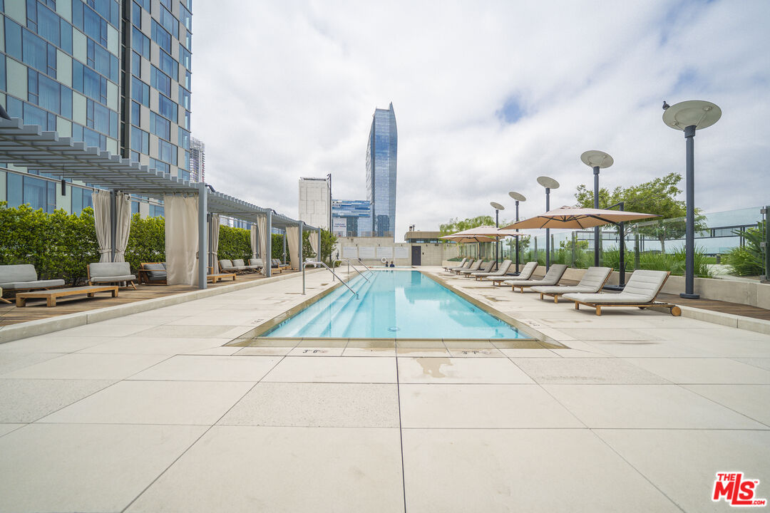 889 Francisco St Unit: 709