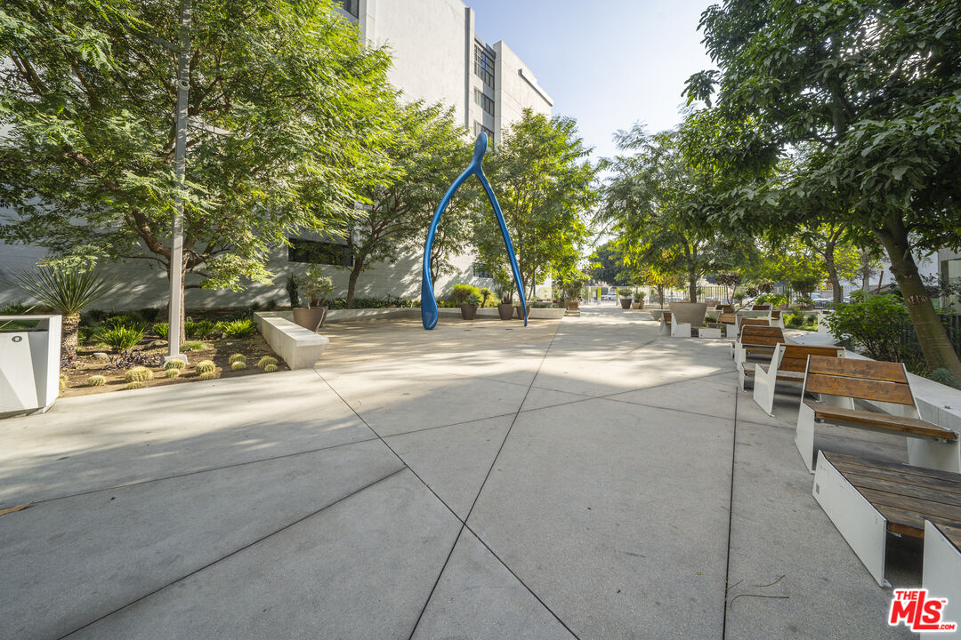 1100 S Grand Ave Unit: A703