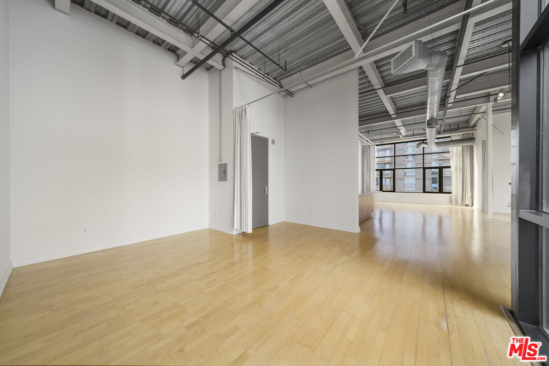1100 S Grand Ave Unit: A703