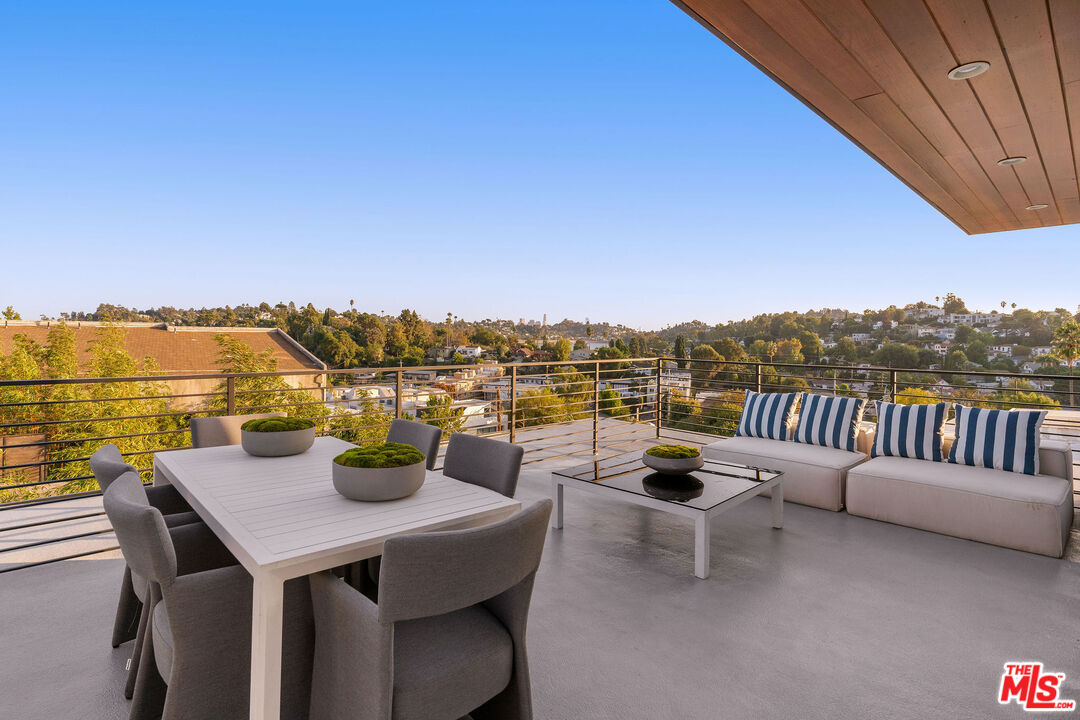 2915 Avenel Ter