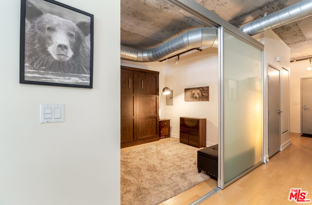 645 W 9Th St Unit: 435