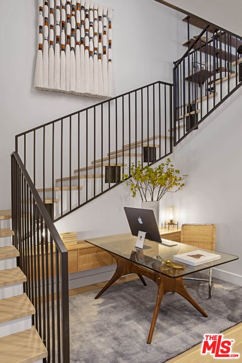 9001 Santa Monica Blvd Unit: 202