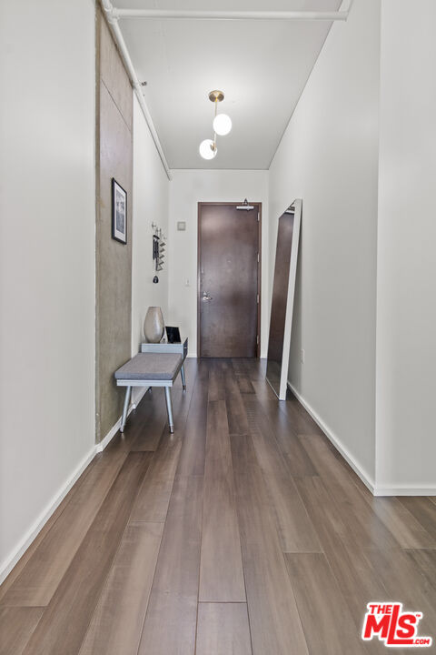 1111 S Grand Ave Unit: 716