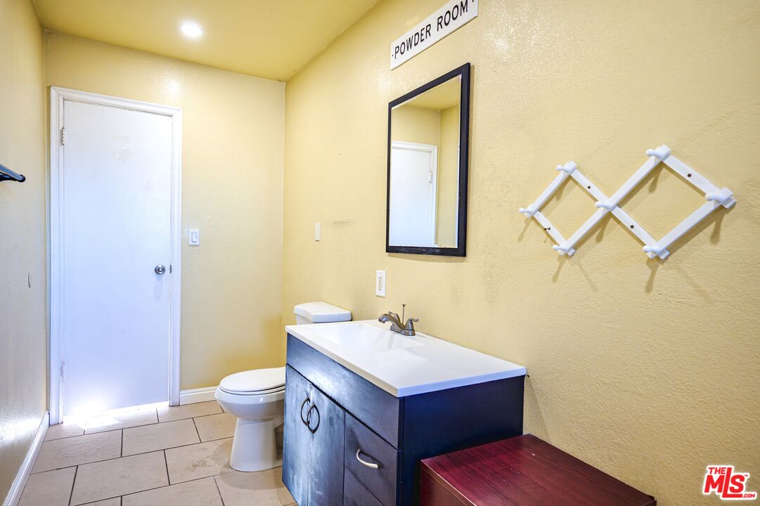 1433 N El Dorado Ave