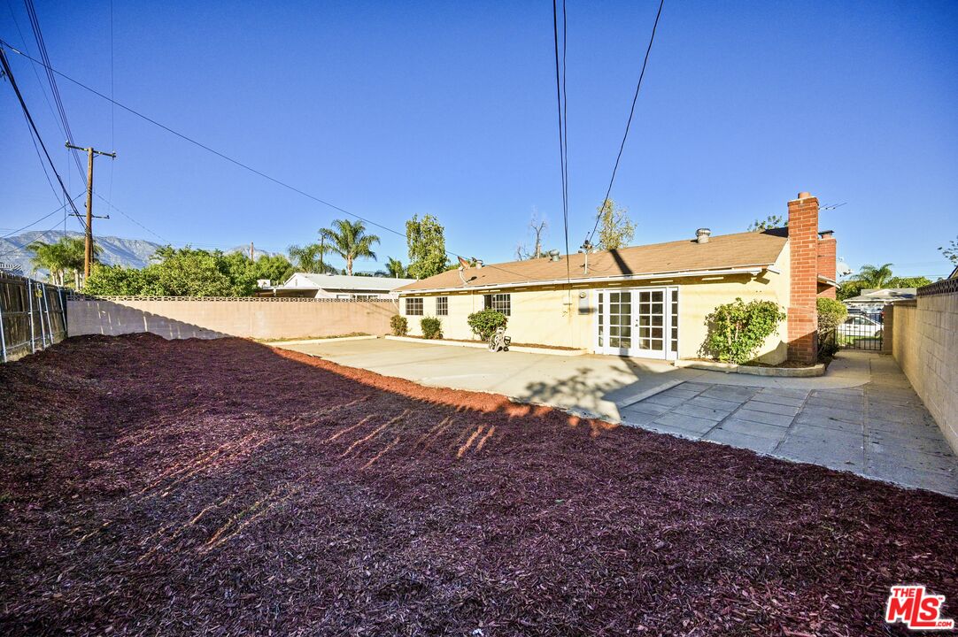 1433 N El Dorado Ave