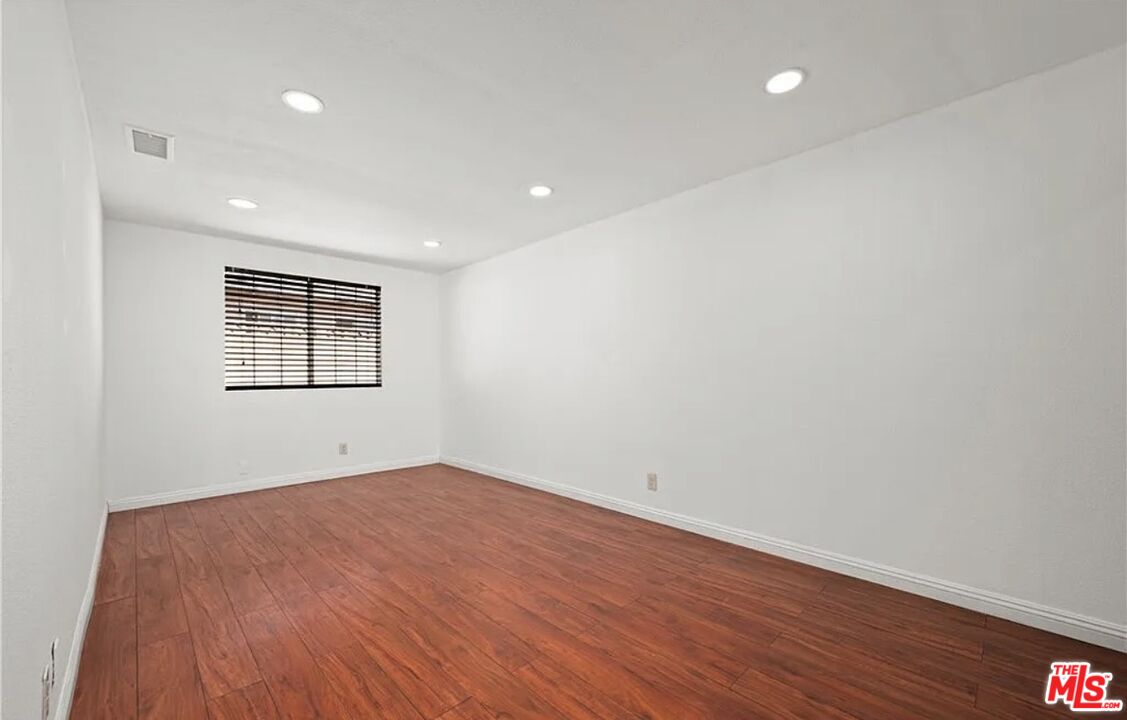 1433 N El Dorado Ave