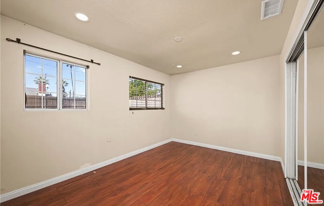 1433 N El Dorado Ave