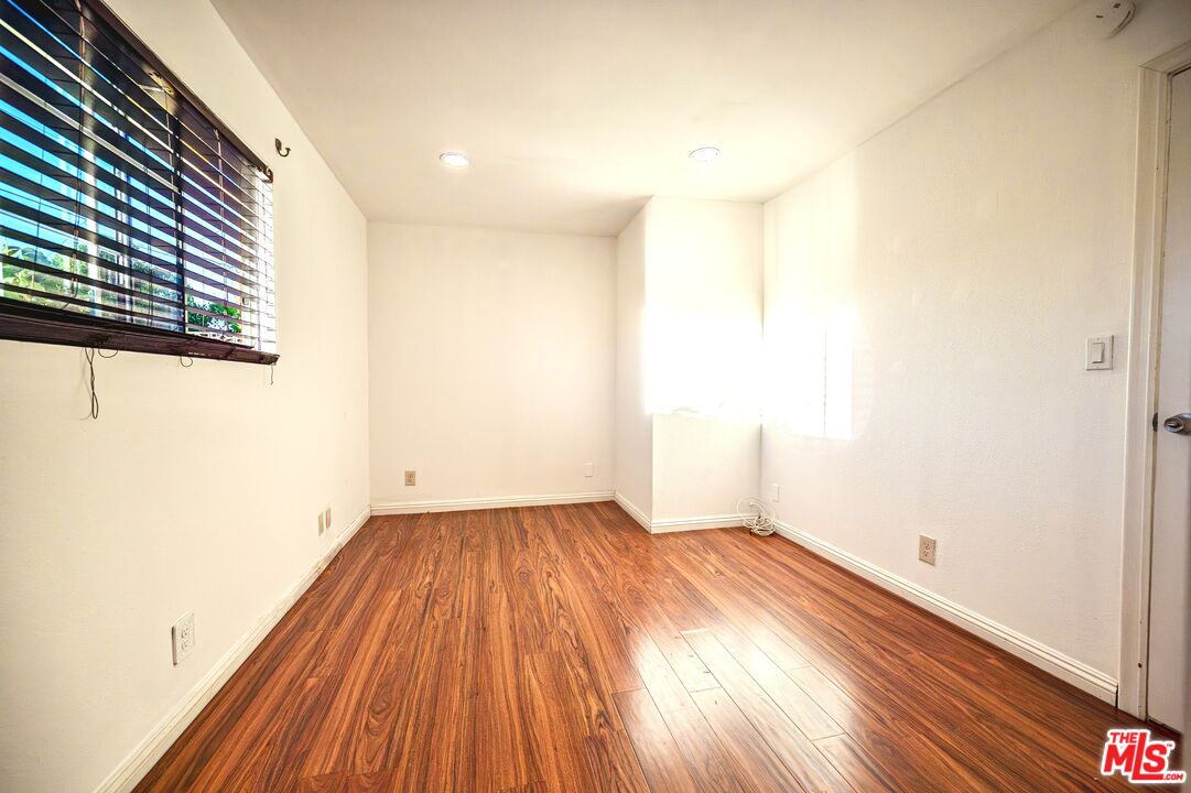 1433 N El Dorado Ave