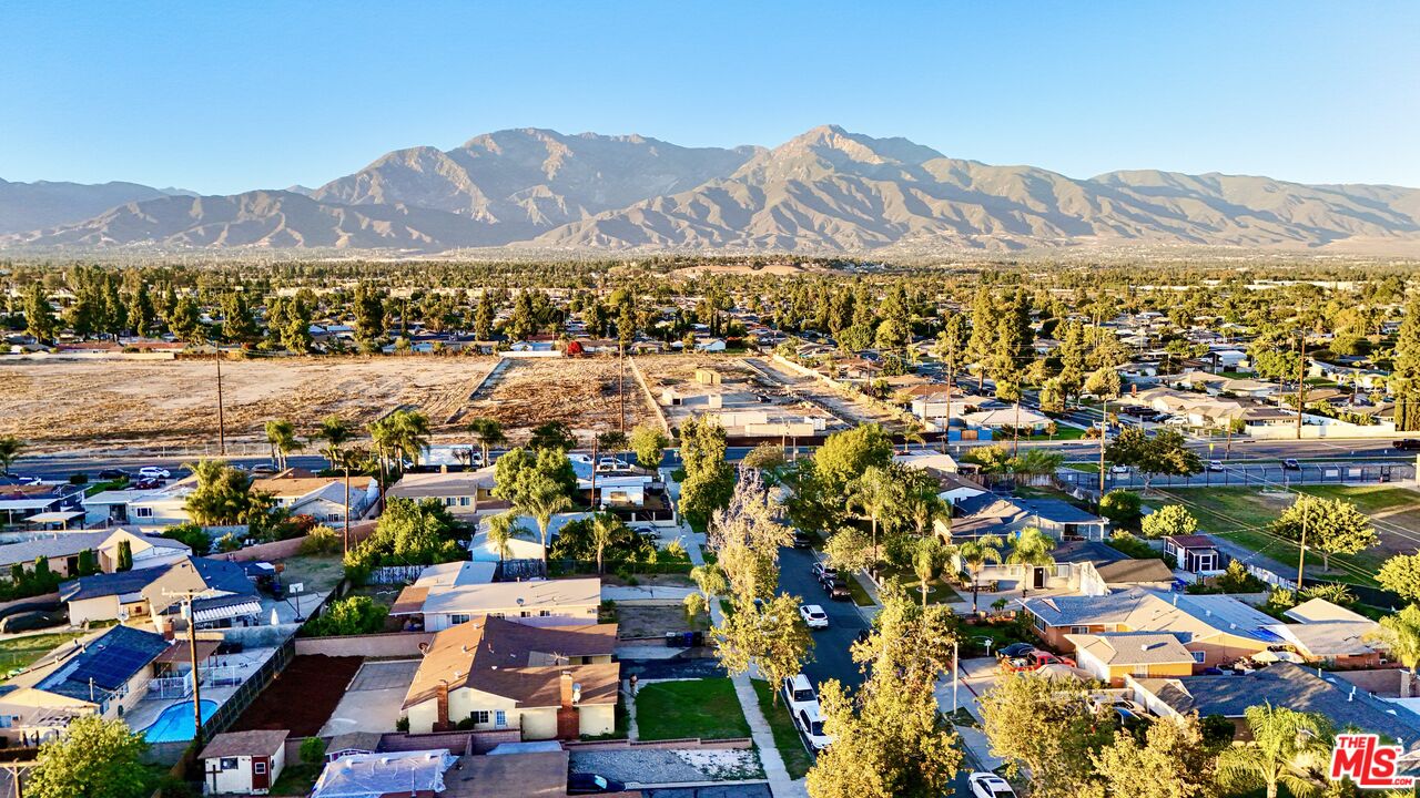 1433 N El Dorado Ave