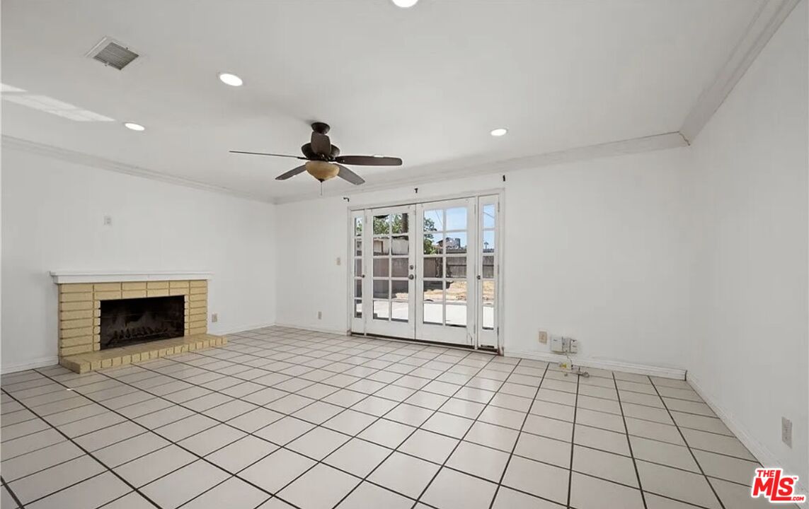 1433 N El Dorado Ave