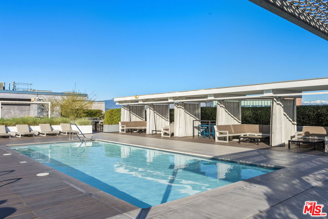 530 S Hewitt St Unit: 539