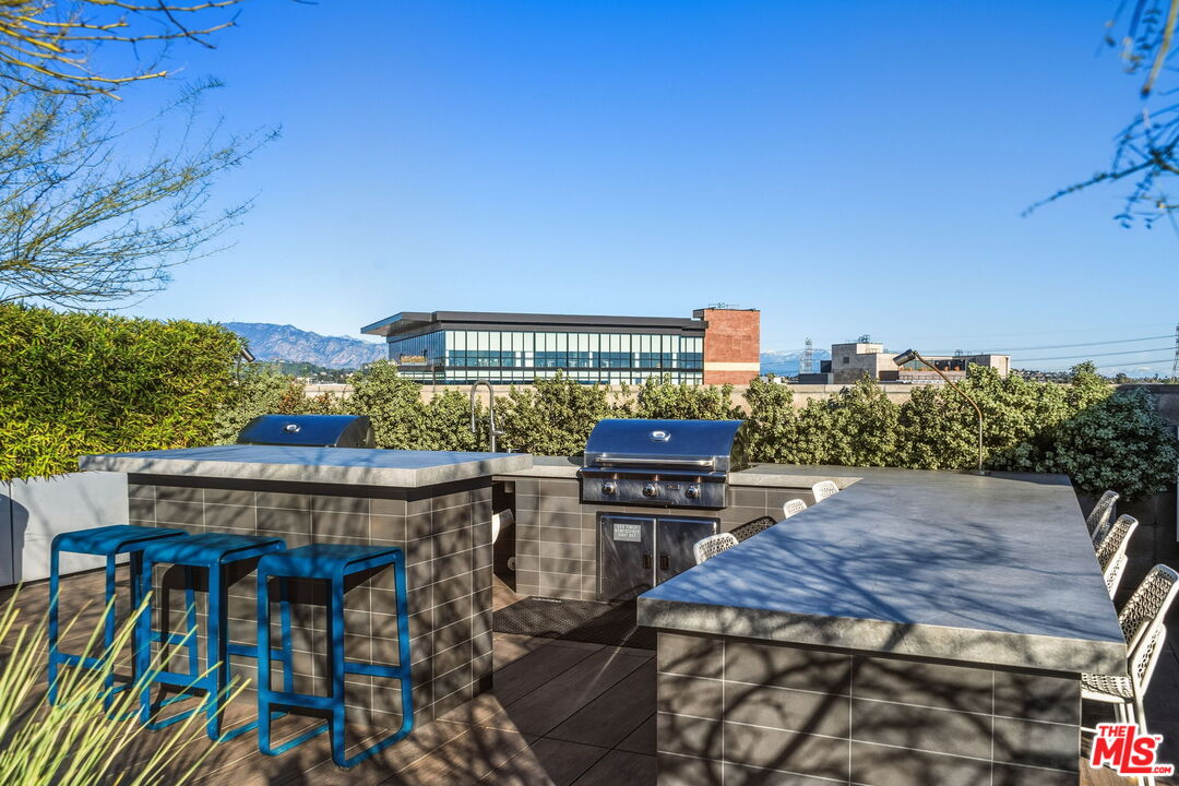 530 S Hewitt St Unit: 539