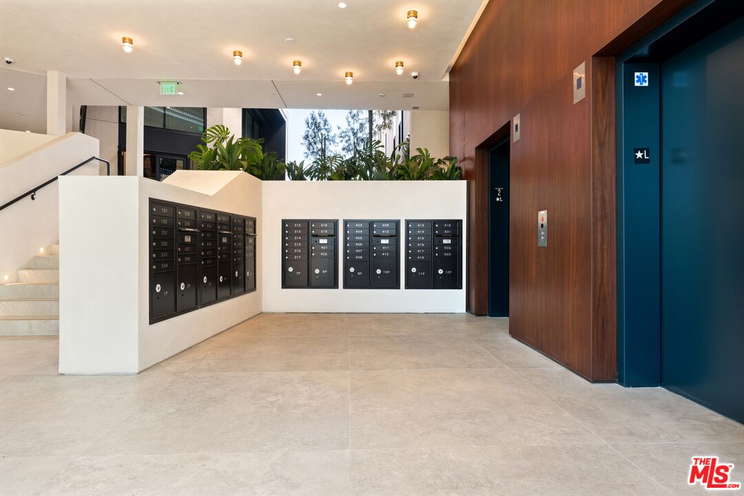 3004 W Sunset Blvd Unit: 519