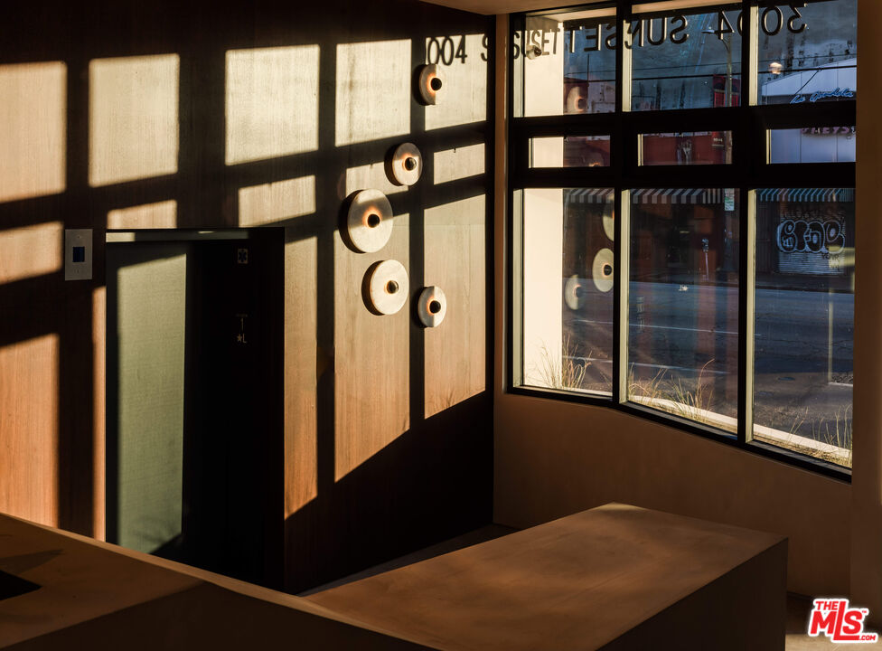 3004 W Sunset Blvd Unit: 519