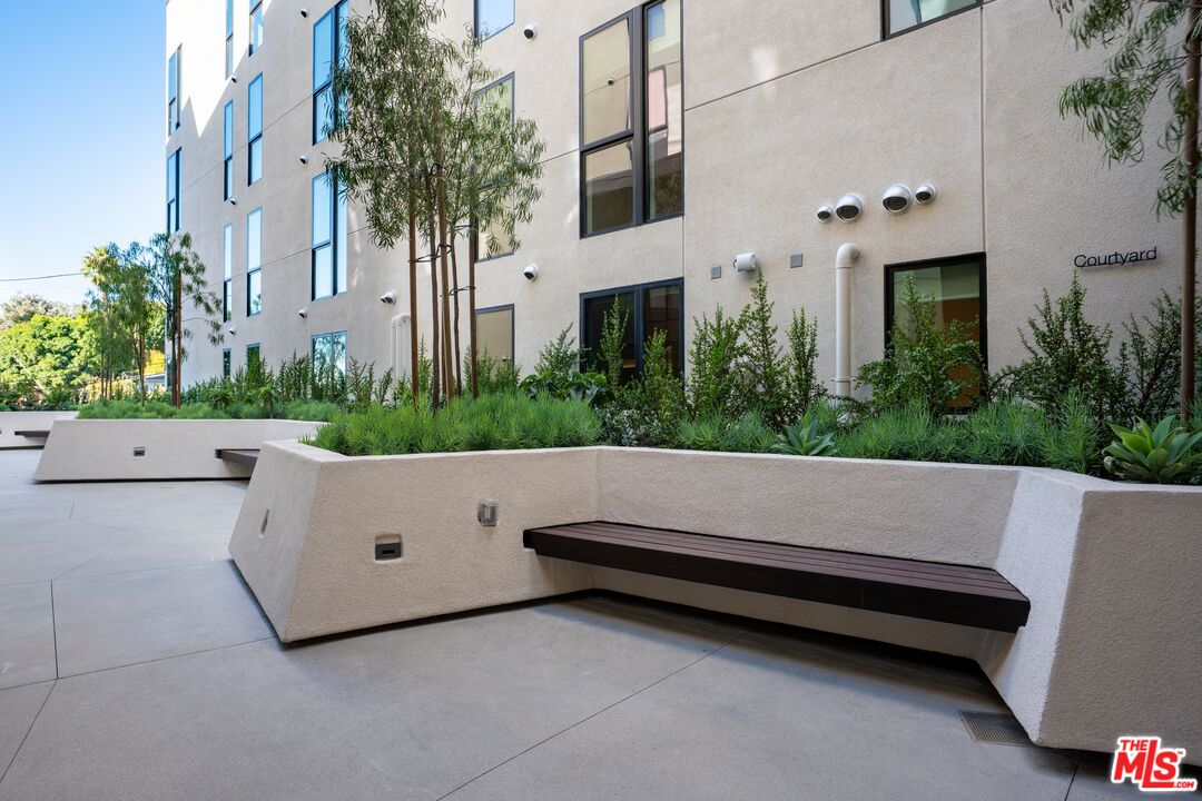 3004 W Sunset Blvd Unit: 519