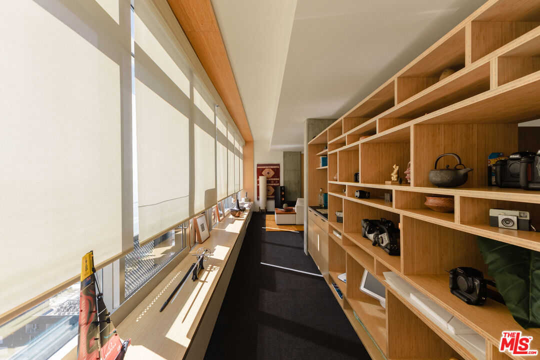 1155 S Grand Ave Unit: 2107