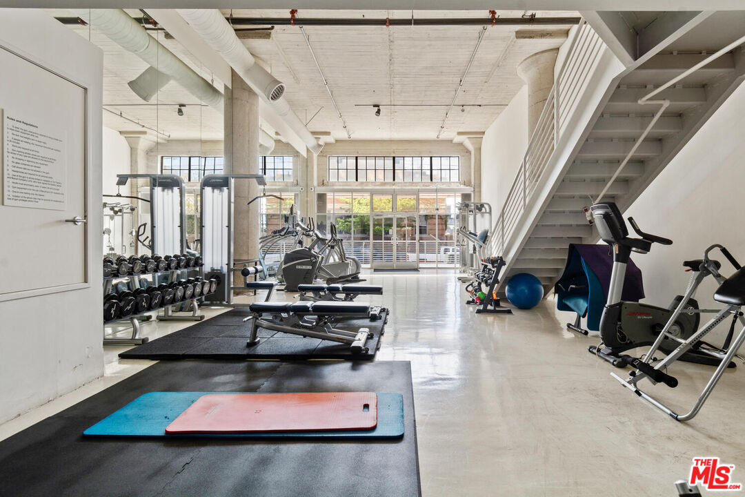 1855 Industrial St Unit: 608