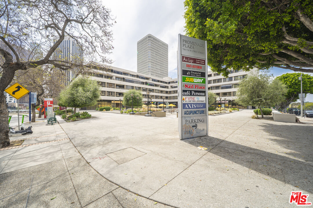 121 S Hope St Unit: 518