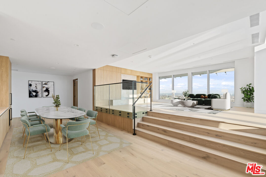 230 W Olympic Blvd Unit: PH 3