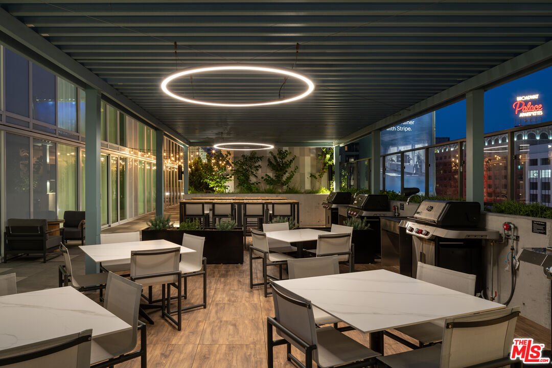 230 W Olympic Blvd Unit: PH 3