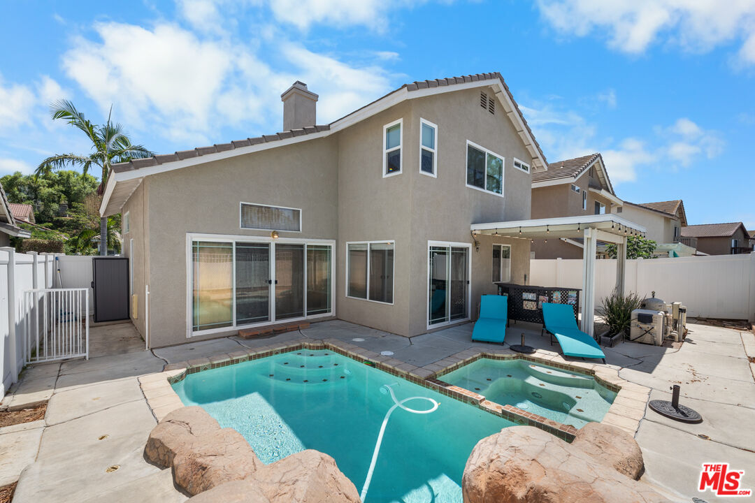 514 Brookhaven Dr