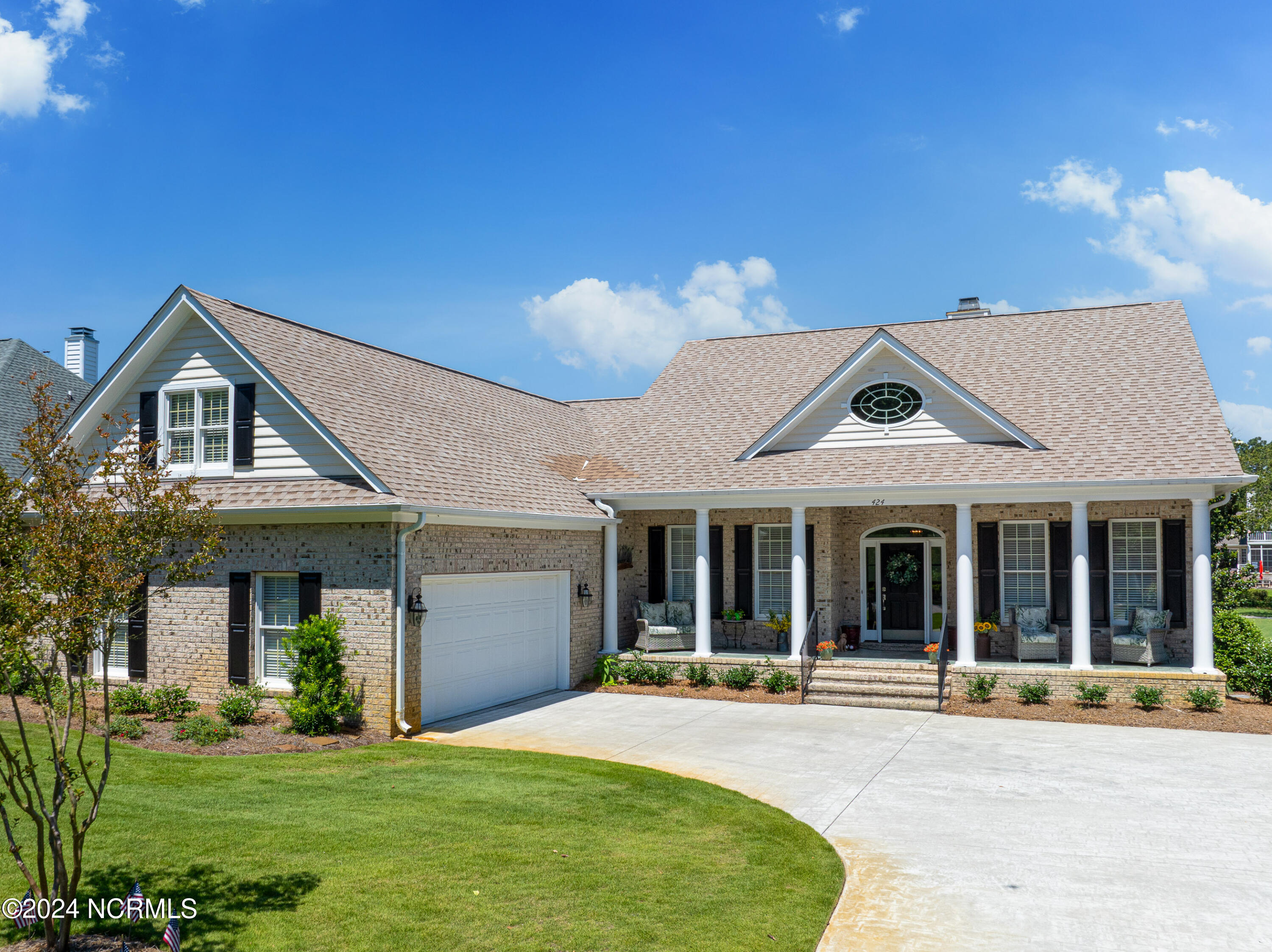 424 White Columns Way