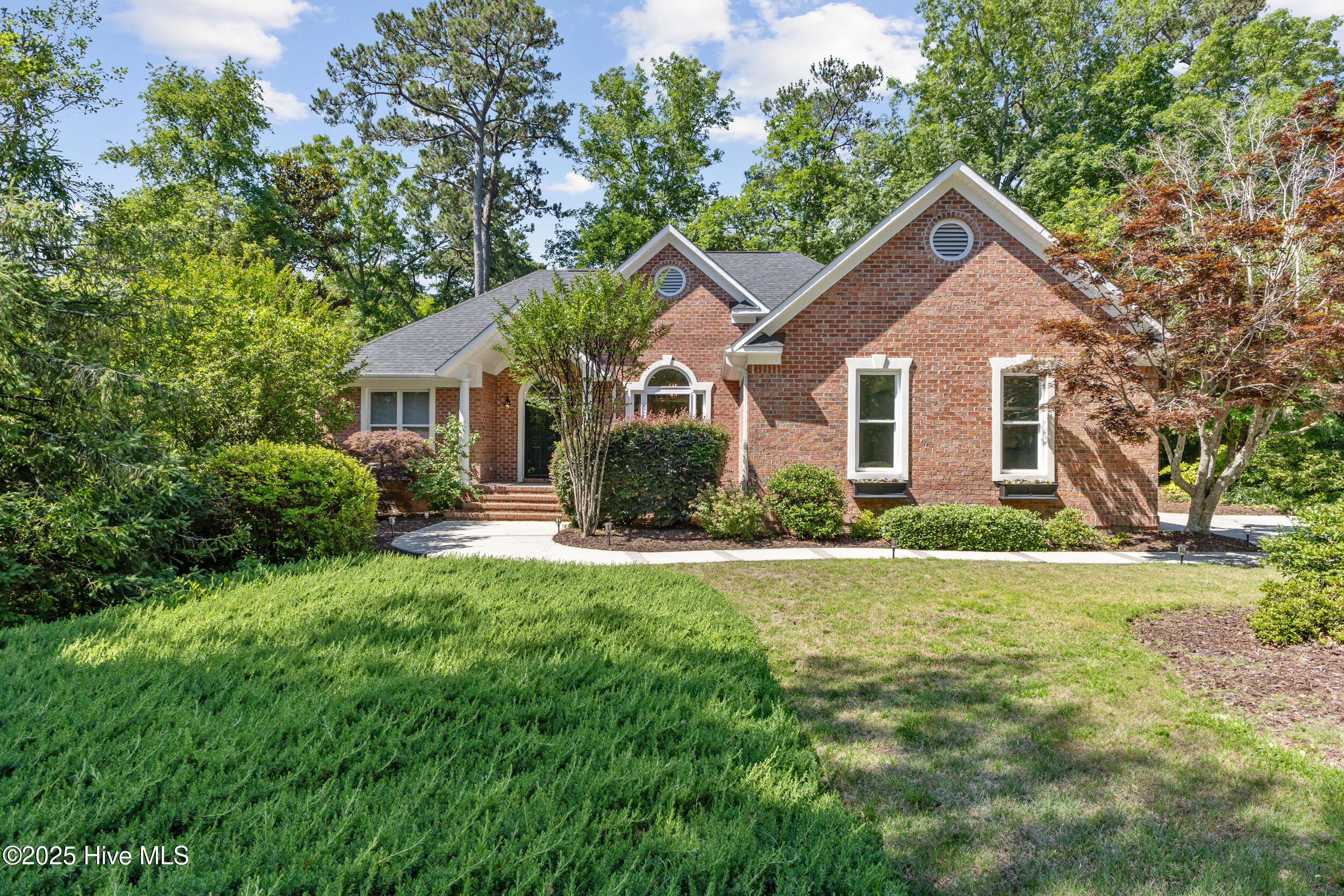 8807 Sawmill Creek Lane, Wilmington