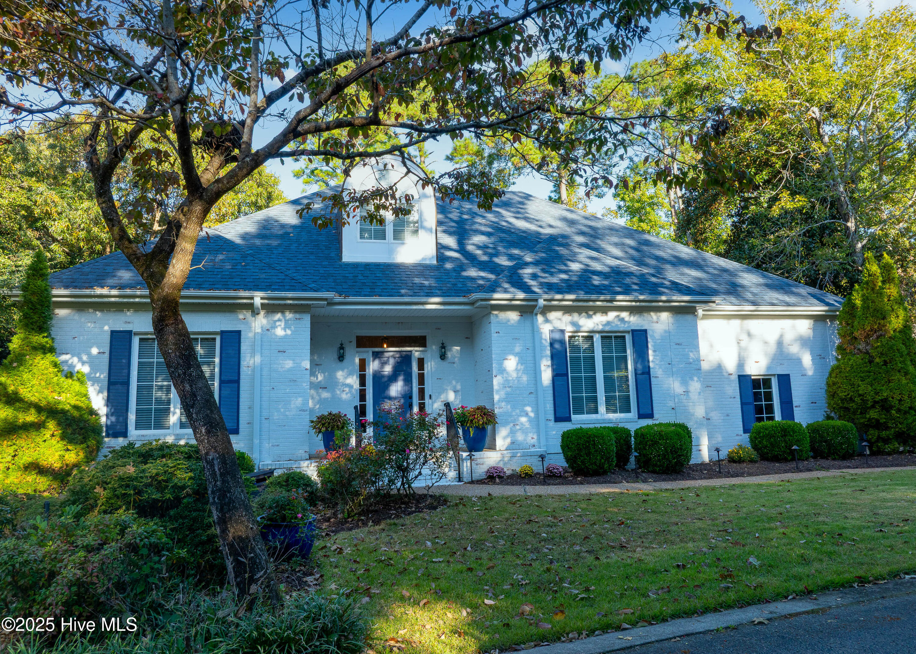 8819 Sawmill Creek Lane