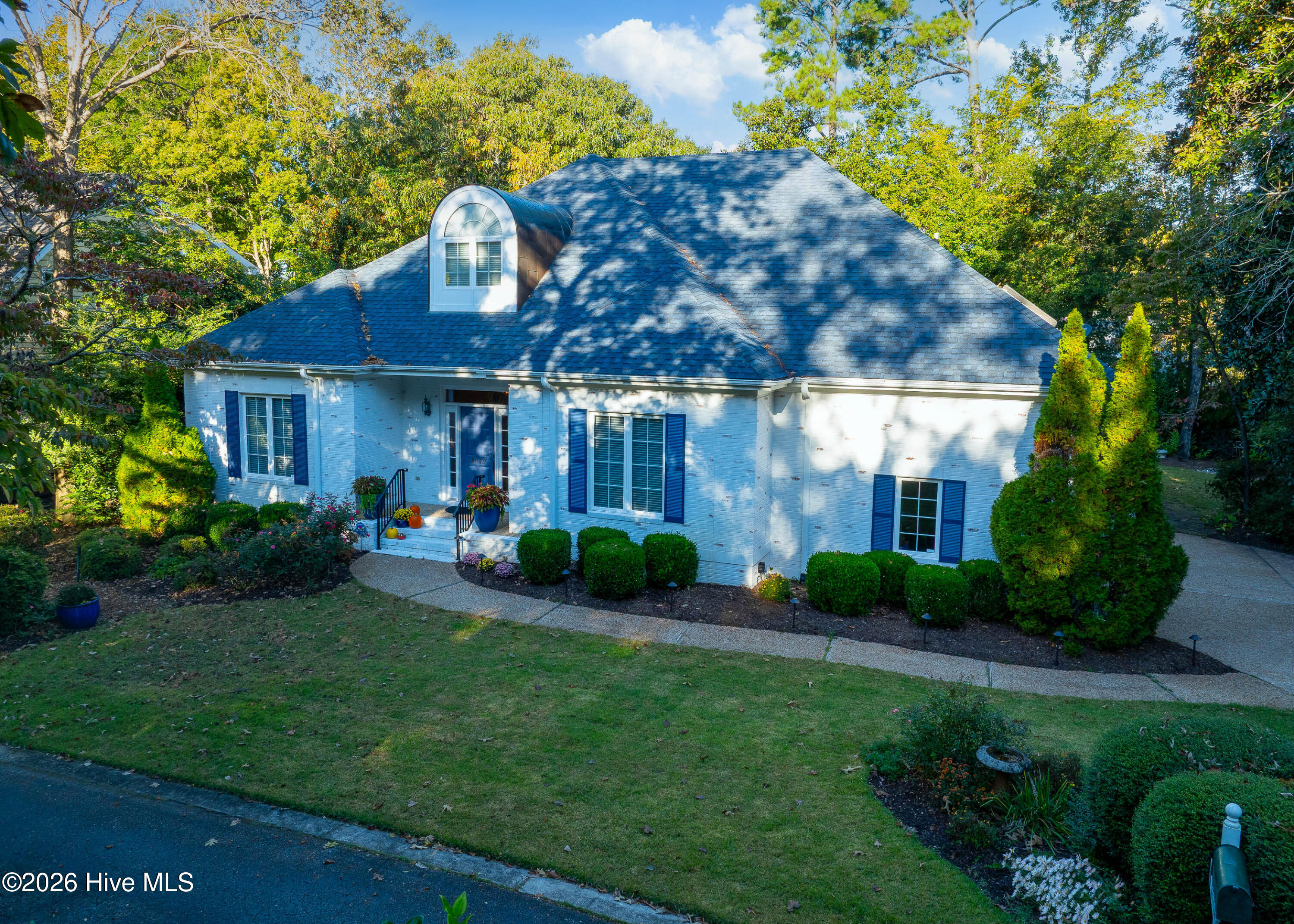 8819 Sawmill Creek Lane