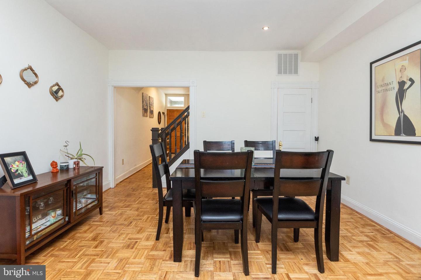 3009 OVERLAND AVENUE