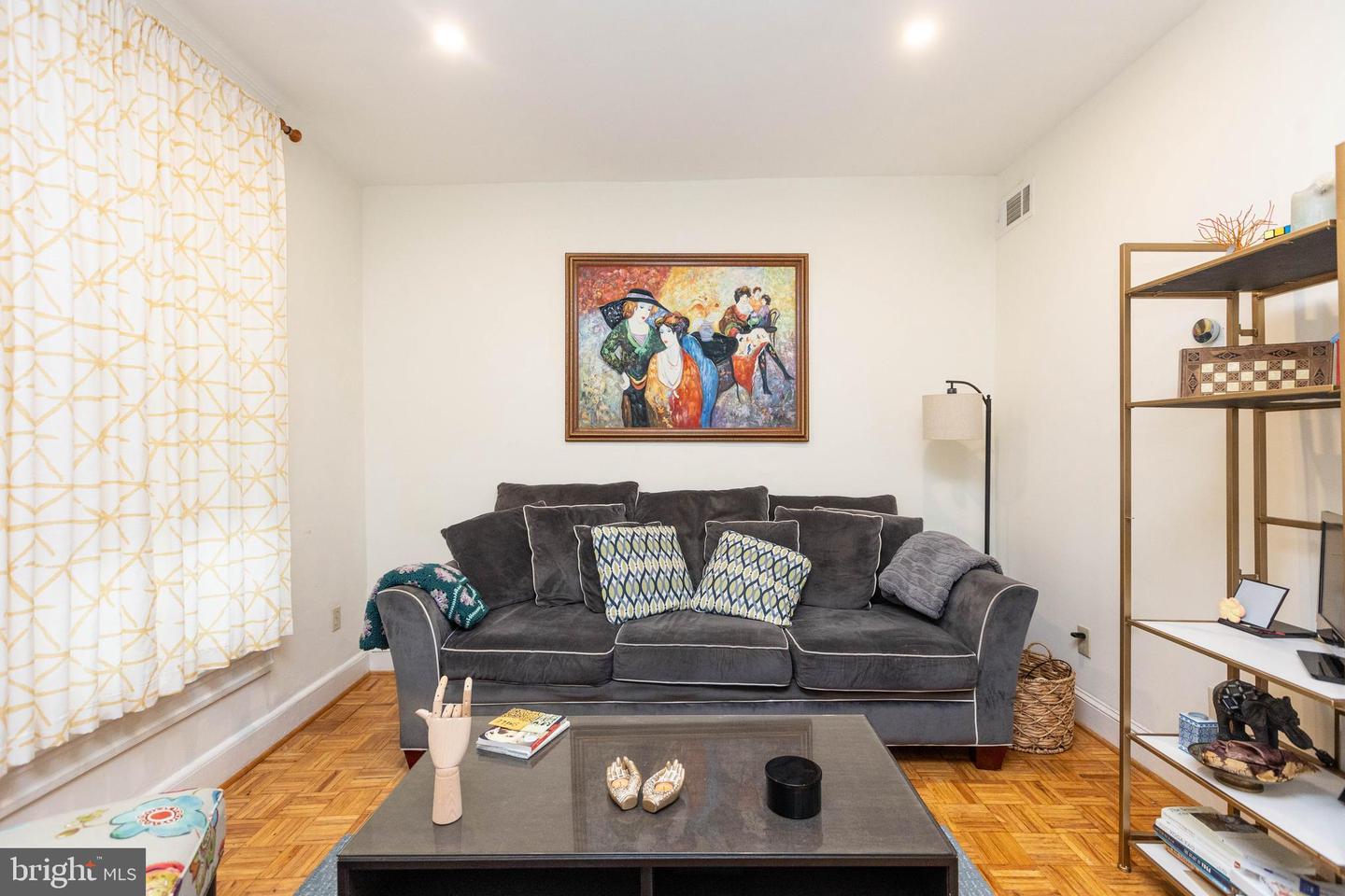 3009 OVERLAND AVENUE