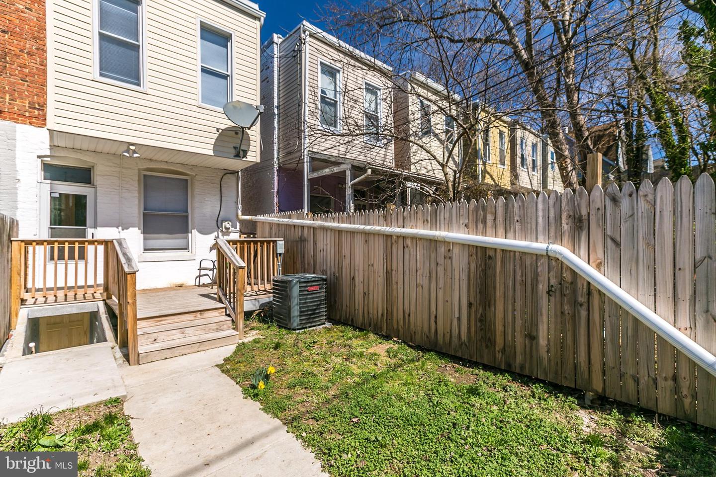 3009 OVERLAND AVENUE