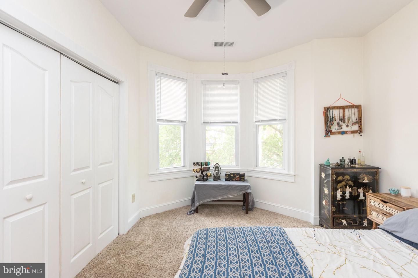 3009 OVERLAND AVENUE